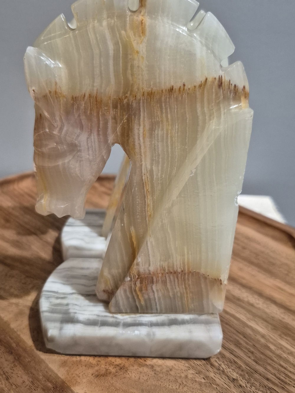 Carved Onyx Horse Head Bookends - Cream & Brown Striations - Picture 11 of 17